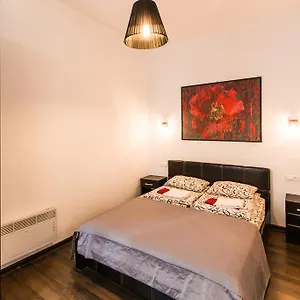 apartamenty-u-centri-lvova-lviv.hotelslviv.net/