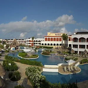 hard-rock-riviera-maya-puerto-aventuras.quintano-roohotels.com/
